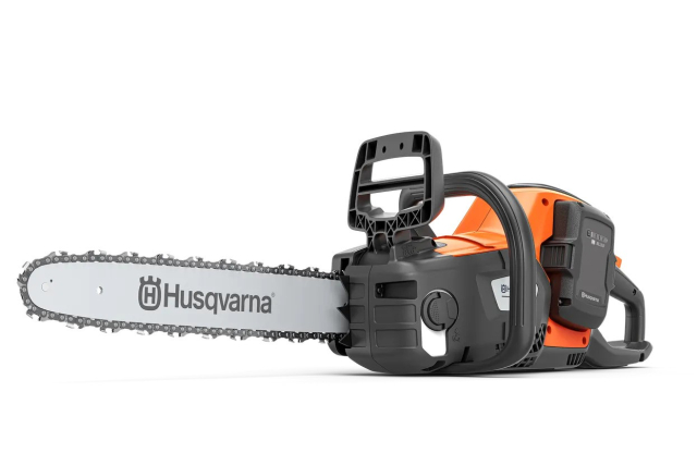 Husqvarna 242i battery chainsaw with battery and charger